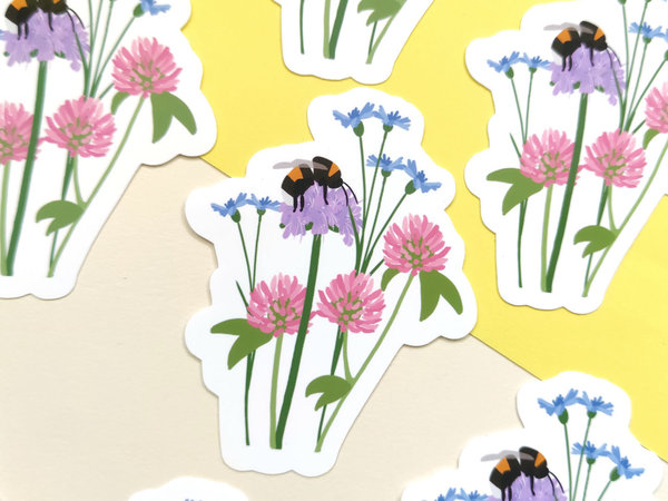 Vinyl Sticker - Hummel auf Wildblumen